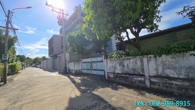 ขายที่ดิน หมู่บ้านเสรี พระรามเก้า 41 รูปแปลงสวย  ใกล้ เดอะไนน์   ใกล้ทางด่วนเดินทางสะดวก 