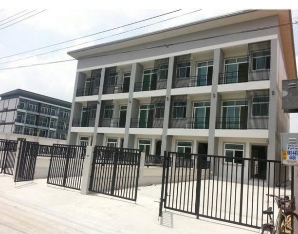 ให้เช่าทาวน์โฮม 3 ชั้น 29.4 ตร.ว. ย่านรามอินทรา ใกล้แฟชั่นไอส์แลนด์ (จดทะเบียนบริษัทได้)