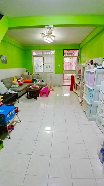 ตลาดเอี่ยมสมบัติ 850 ม. บ้านทาวน์โฮม 2ชั้น 19ตร.วา. ตลาดนัด อ่อนนุช 38 1.5กม. MRT ศรีนุช 1.6 กม. 149ตร.ม.   2 นอน 1 น้ำ 