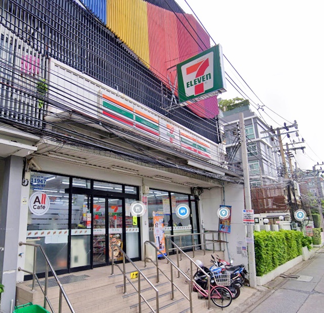 อาคารออฟฟิศ5 ชั้น ห้องมุม  290ตร.ม. เซ็นทรัล 3.2 กม. กระจกทั้งหลัง  ติด7-11 5ก้าว ถึง BTSบางจาก70ม. สุขุมวิท91-99 พระโขนง 499ม. 