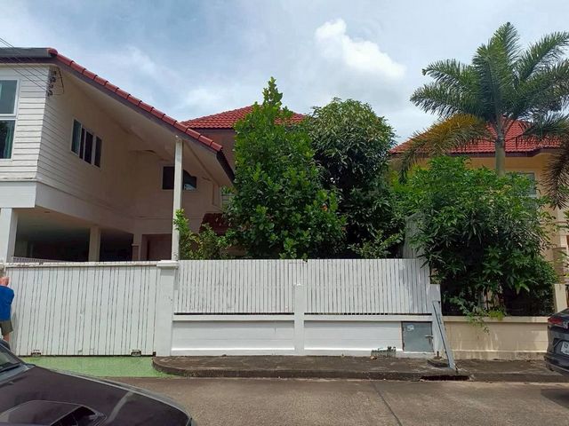 ให้เช่า 20,000 บาท/เดือน #สันผักหวาน #หางดง บ้านเดี่ยว 2 ชั้น พื้นที่กว้างมากๆ ที่สำคัญ #น้ำไม่ท่วม