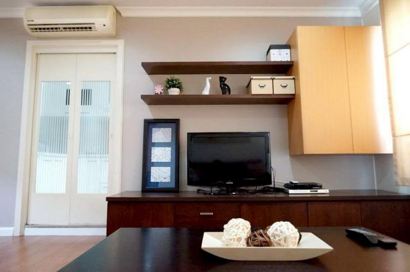 Lumpini Suite Sukhumvit 41 private spacious 8th floor BTS Phrom Phong