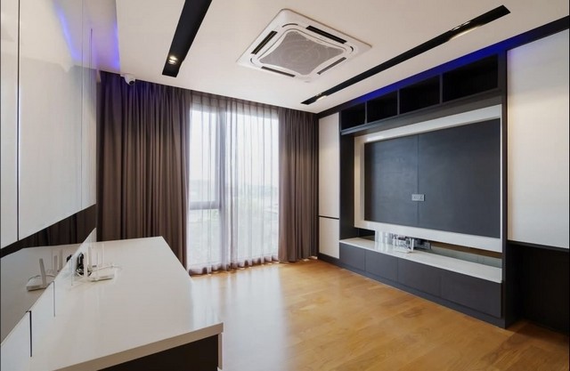 ขายบ้านเดี่ยว 3 ชั้น The Urban Reserve พระราม 9 มอเตอร์เวย์ 75 ตร.วา พร้อมผู้เช่า ลดราคาแรงมาก 