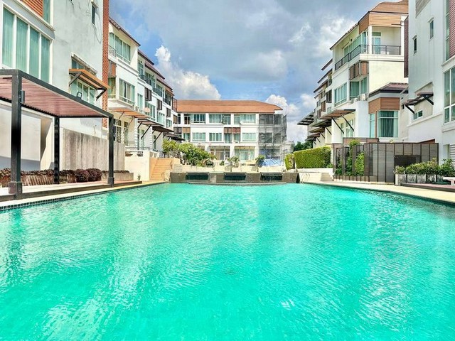 ด่วน! บ้านพักตากอากาศให้เช่า ตกแต่งครบ 4 ชั้น วิวทะเล มบ.เฮอร์ริเทจ บางพระ TP-H1705