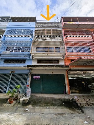 ขายทาวน์เฮ้าส์ หมู่บ้านขวัญทิพย์ เพชรเกษม 69 แหล่งชุมชนใกล้ ตลาด ใกล้โรงเรียน สวนสาธารณะ โรงพยาบาล เดินทางสะดวก หนองแขม บางแค รถไฟฟ้า MRT