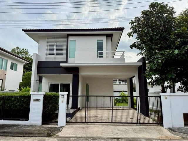 ให้เช่าบ้านเดี่ยว รีโนเวทใหม่ สวย พร้อมเข้าอยู่ โครงการ สีวลี มีโชค สันทราย 