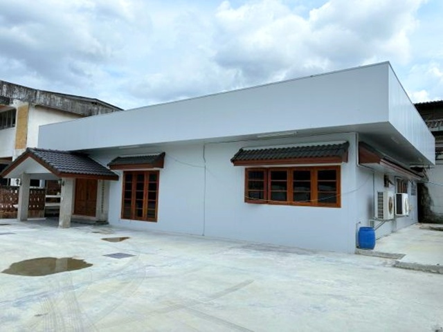 ให้เช่าบ้านเดี่ยวขนาดใหญ่ 1 ชั้น บิ๊กซี ติวานนท์ 900 ม.MRT กระทรวงสาธารณสุข 500 ม.526 ตรม. 132 ตร.วา. ม.มจพ. 3.7 กม. 