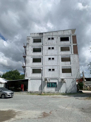 ขายที่ดินซอยจรินทร์ บางแสน แปลงสวย พร้อมสิ่งปลูกสร้าง FP-L01304 