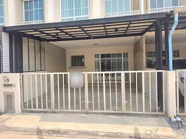 ทาวน์เฮาส์ เสนา เวล่า รังสิต-คลอง 1 บ้านเปล่าสวย สภาพดีมาก ตกแต่งต่อเติมเต็ม ใกล้ท่าอากาศยานดอนเมือง