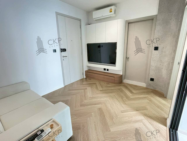 ขาย/ให้เช่า คอนโด ไลฟ์ สุขุมวิท 48 ติดถนนพระราม 4 ใกล้ BTS เพียง 2 นาที จากสถานีพระโขนง เข้าถึงย่านทองหล่อ-เอกมัยได้อย่างง่ายดาย แขวงพระโขนง เขตคลองเตย กรุงเทพฯ สนใจติดต่อสอบถามได้ค่ะรายละเอียด ( Description )- พื้นที่ใช้สอย 31.93 ตร.ม.- อยู่ชั้นที่ 5 อาคาร A- 1 ห้องนอน 1 ห้องน้ำ- เครื่องปรับอากาศ 2 เครื่องการเดินทาง- ถนนสุขุมวิท  140 เมตร- ถนนพระราม 4  500 เมตร- BTS พระโขนง  600 เมตร- ถนนอ่อนนุช  800 เ