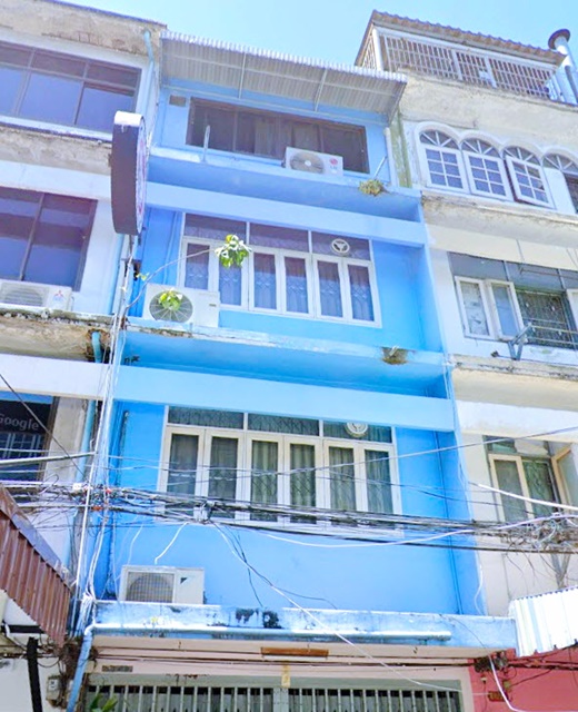 ARLพญาไท 599 ม. BTSราชเทวี 599 ม. ประตูน้ำ อาคารพาณิชย์ 4 ชั้น ให้เช่า ใจกลางกรุงเทพฯ เพชรบุรี ซอย 1-11 ใกล้  Siam Paragon 1.1กม.