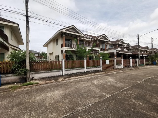 ขาย บ้านเดี่ยว พัชราภรณ์ เมืองชุมพร ถนน เลี่ยงเมืองชุมพร PTT68-00081