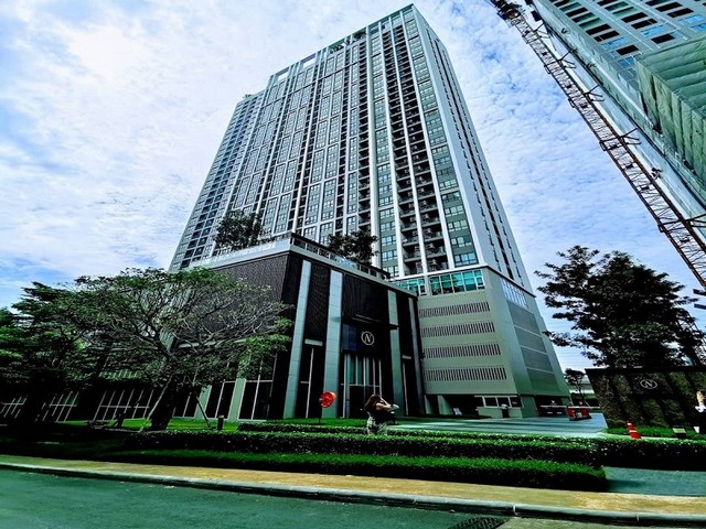 TEL:088-559 5199 คุณเอLine:https://line.me/ti/p/C0eGe0whLXให้เช่า คอนโดหรู Notting Hill แหลมฉบัง–ศรีราชาชั้นสูงวิวพาโนรามา เมือง-ทะเลพัทยาค่าเช่าเพียง 10,000 บาท/เดือนสัญญา 1 ปีมัดจำ 2 เดือน - ล่วงหน้า 1 เดือนขนาด 28 ตร.ม.1 ห้องนอน 1 ห้องน้ำที่จอดรถโซนครัวเฟอร์นิเจอร์ + เครื่องใช้ไฟฟ้าครบ พร้อมเข้าอยู่ทันที- แอร์- ทีวี- ตู้เย็น-เครื่องซักผ้า- Digital Door Lock- เตียงนอน- ชุดครัวครบสิ่งอำนวยความสะดวกส่วนกลางสุดหรู- สระว่าย