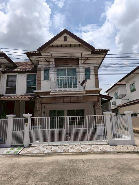 ให้เช่าทาวน์โฮม 2 ชั้นหลังมุม 130 ตรม. 3 ห้องนอน โครงการเดอะ ทาวน์ พหลโยธิน – เพิ่มสิน1 เฟอร์พร้อมเข้าอยู่