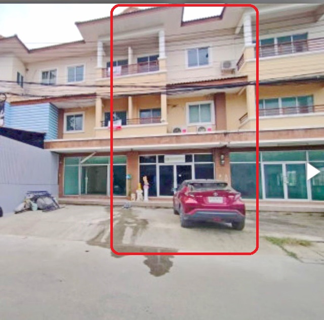 ตลาดกลางลาดสวาย ตลาดเอซี คลอง4 2กม.ให้เช่าอาคารพาณิชย์ 3 ชั้น 26 ตรว.  ลำลูกกา คลองสี่  BTS คูคต  5 กม.2-3นอน 3น้ำ วิลล่า 