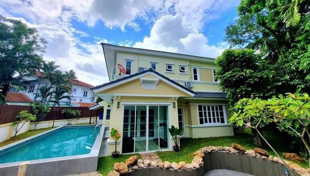 ขาย 9.9 ล้าน 131 ตรว. หางดง #ขายต่ำกว่าราคาประเมิน บ้านเดี่ยว 2 ชั้น รีโนเวทใหม่ #พร้อมเฟอร์นิเจอร์ #ใกล้กาดฝรั่ง #ใกล้โรงพยาบาลหางดง