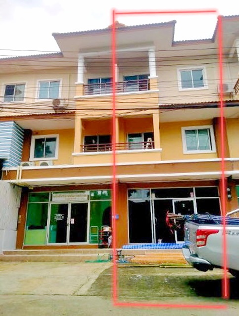  ใหญ่มาก! ให้เช่าอาคารพาณิชย์ 3 ชั้น 25 ตรว. ตลาดกลางลาดสวาย ตลาดเอซี คลอง4 2กม.  ลำลูกกา คลองสี่  BTS คูคต  5 กม.2-3นอน 3น้ำ วิลล่า 