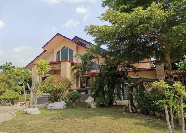 ขายบ้านเดี่ยว 2 ชั้น อ.เมืองนครปฐม 600 ตร.วา บ้านสวย บรรยากาศร่มรื่น ลดราคาพิเศษ