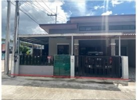 ขายทาวน์เฮ้าส์มือสอง อำเภอปลวกแดง จังหวัดระยอง  โครงการ บ้านสุขใจ สุขสบาย 5 ปลวกแดง-ระยอง