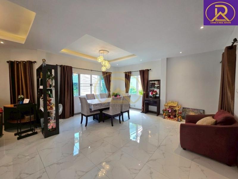 ขายด่วนด่วน หมู่บ้านมณีรินทร์ กรีนพาร์ค อ่างศิลา บ้านเดี่ยว 2ชั้น หลังใหญ่ ต.เสม็ด อ.เมืองชลบุรี จ.ชลบุรี 