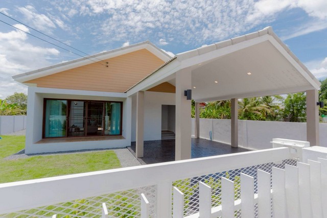 ขายบ้านเดี่ยว 81ตรว. 3นอน2น้ำ 2.39ลบ. ฟรีโอน เฟอร์ของแถม พร้อมสวนกว้าง ใกล้ รร.วชิราลัย ต.หนองแฝก อ.สารภี เชียงใหม่