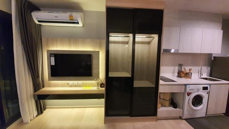 Life One Wireless convenient comfortable peaceful 38th floor BTS Ploenchit