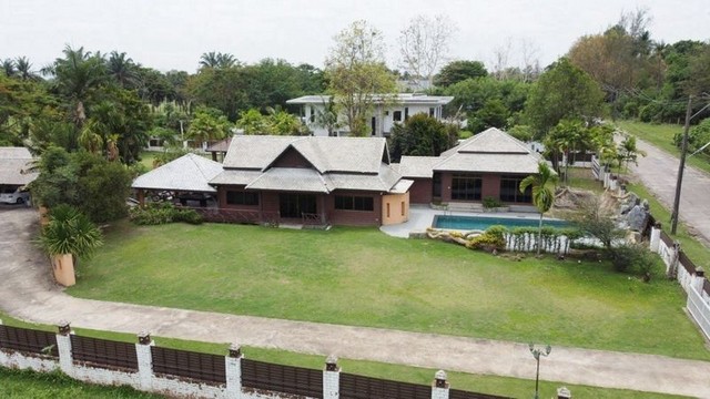 พูลวิลล่าสวย ที่ดินกว้าง ในหมู่บ้าน กรีนวัลเลย์ แม่สา แม่ริม 