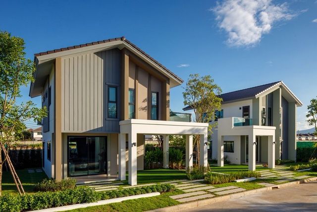 ราคาเริ่มต้น 3.6 ล้าน 50.8 ตรว. #สันทราย-แม่โจ้ บ้านเดี่ยว 2 ชั้น เงียบสงบ มีความเป็นส่วนตัว #วิวดอยสุเทพ ล้อมรอบโครงการ #ใกล้ชิดธรรมชาติ