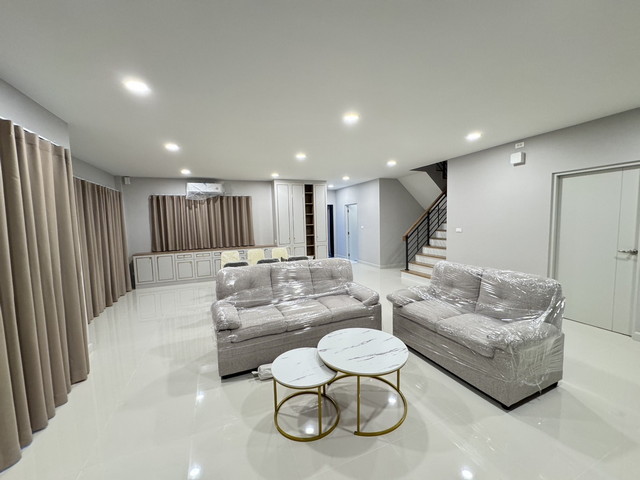 บ้านเดี่ยวCentroเซ็นโทร บางนาเฟส2  4 ห้องนอน 5 ห้องน้ำ บ้านใหม่ ใกล้เมกะบางนา 