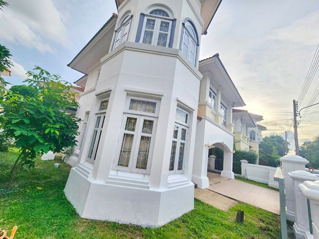 ฟิวเจอร์ปาร์ครังสิต 5กม.4นอน เช่าคฤหาสน์ บ้านเดี่ยว 2 ชั้น รังสิต คลอง3 ภัสสร เฟอร์ครบ เตียงครบ  ติดถนนรังสิต-นครนายก 260 ตร.ม.