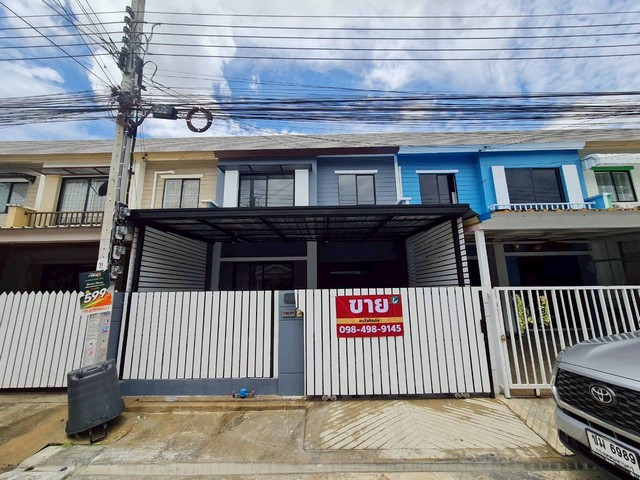 ขายทาวน์โฮม 2 ชั้น ม.พฤกษา 61 รีโนเวทใหม่เอี่ยม ใกล้เดอะมอลล์ บางแค ทำสวยพร้อมอยู่ทันที