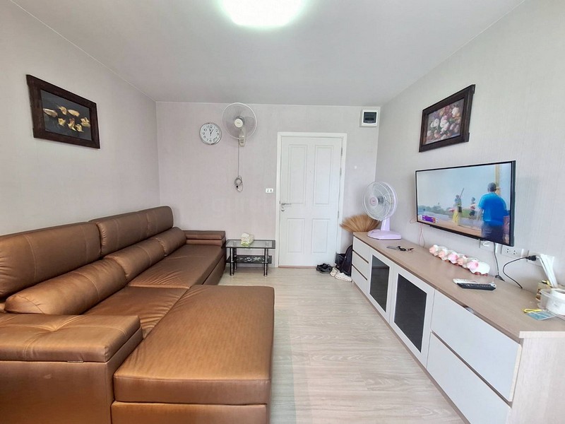 ghd000549 ขายคอนโด แอสปาย สาทร ตากสิน บริคโซน ห้อง studio 28 ตรม ชั้น 7 ใกล้ BTSวุฒากาศ สภาพดีพร้อมเข้าอยู่ราคา 1,550,000 บาทสนใจติดต่อ:โบ O93 789ํ 4935ํLine: @guruhomeddคอนโด แอสปาย สาทร - ตากสิน บริค โซน / Aspire Sathorn – Taksin Brick Zoneที่ตั้ง : ถนนราชพฤกษ์ แขวงบางค้อ เขตจอมทอง กรุงเทพฯรายละเอียด :ห้อง studio ขนาด 28 ตารางเมตรชั้น 7 ตึก Aสภาพดีพร้อมเข้าอยู่ทันทีสะดวกสบายทุกการเดินทาง ใกล้สาทรเพียง 5 สถานีสิ่งอำนวยความสะดวก