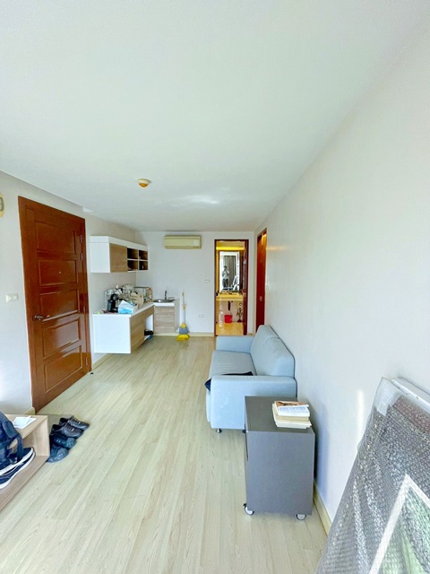 ให้เช่าคอนโดถูกสุดในห้วยขวาง รัชดา เดอะเอ็มเมอรัล เรสซิเดนซ์ รัชดา 28 ตร.ม. ลด25%  1นอน บิ๊กซี รัชดา ฟอร์จูนทาวน์ 1.9 กม. 