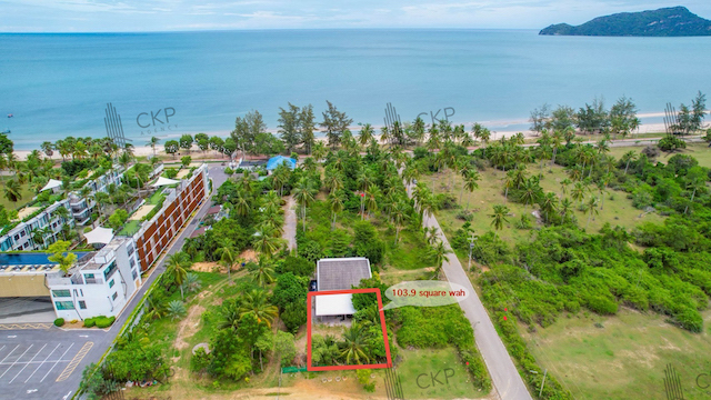 ขาย ที่ดินเปล่า ติดหาดสามร้อยยอด เพียง 30 เมตร ไม่ไกลถนนใหญ่ ใกล้สถานที่ท่องเที่ยว ต.สามร้อยยอด อ.สามร้อยยอด ประจวบคีรีขันธ์ สนใจติดต่อสอบถามได้ค่ะรายละเอียด (Description)- ขนาด 103.9 ตร.วาการเดินทาง - ถนนหมายเลข 4020  1.2 กิโลเมตร- ถนนเพชรเกษม  16.5 กิโลเมตรสถานที่ใกล้เคียง (Nearby Placess)- หาดสามร้อยยอด  30 เมตร- ตลาดลงเล​ หาดสามร้อยยอด  3.4 กิโลเมตร- วิทยาลัยการอาชีพปราณบุรี  11.3 กิโลเมตร- ตลาดเก