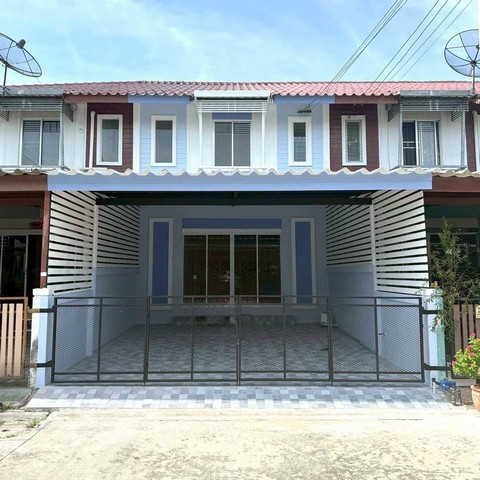 ขายบ้านทาวน์เฮาส์ 2 ชั้นมบ.แฟมิลี่ซิตี้ทาวน์4 (นาป่า-ชลบุรี)