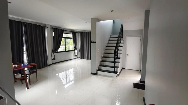 P1264 ขาย บ้านเดี่ยว หมู่บ้าน มายโฮมซิลเวอร์เลค ซอยสุวินทวงศ์ 78 My Home Silver Lake พื้นที่สวนใหญ่มาก