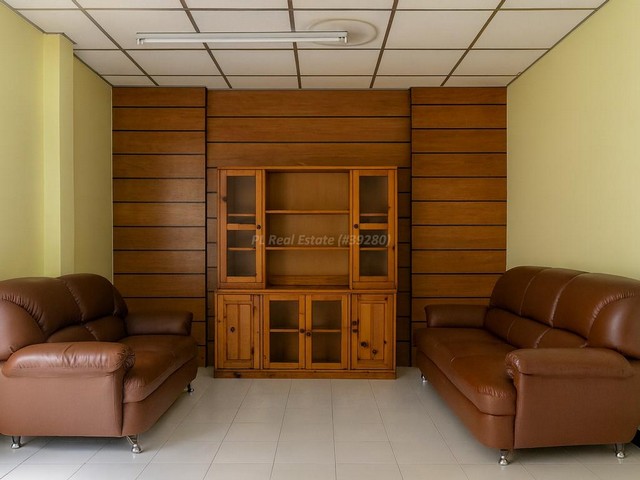 ให้เช่า บ้านเดี่ยว 2 ชั้น ย่านนวลจันทร์ บ้านหลังมุม บรรยากาศร่มรื่น น่าอยู่