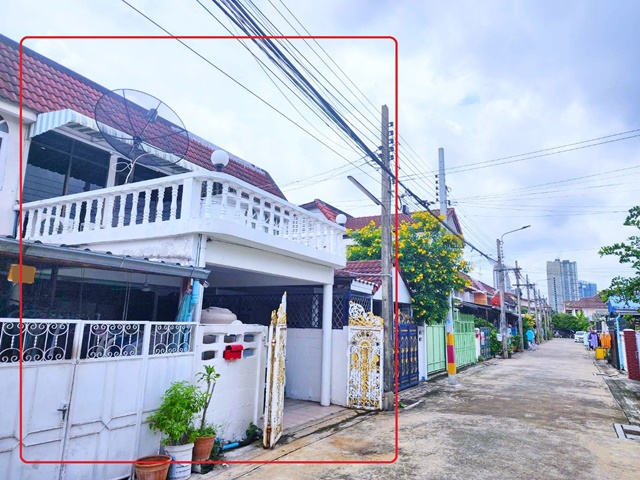 ใหม่ กว้างขวางประชาชื่น6 ทำเลแยกสะพาน 99 3นอน ใกล้  MRTสถานีกลางบางซื่อ ให้เช่าทาวน์เฮ้าส์ 2 ชั้น 26 ตร.วา  206 ตร.ม. รีโนเวทใหม่ กว้างขวาง