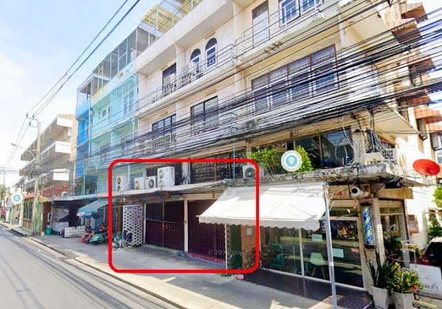  Terminal21 2.1กม.  ชั้นล่างเท่านั้น ให้เช่าอาคารพาณิชย์ 3.5 ชั้น 1-2คูหา 22ตร.วา 88ตร.ม.ห้างกรีนเพลส 400ม. 