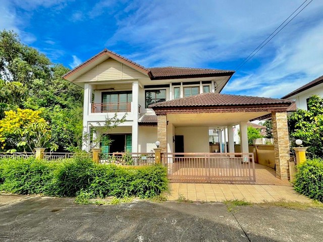 ขายบ้านเดี่ยว หมู่บ้านโกลเด้นปาร์ค สุรศักดิ์ ศรีราชา ชลบุรี FP-H01371 