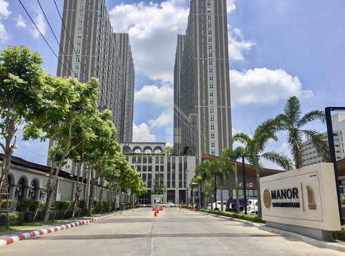 คอนโด Manor Sanambinnam แมเนอร์ สนามบินน้ำ นนทบุรี วิวสระว่ายน้ำ