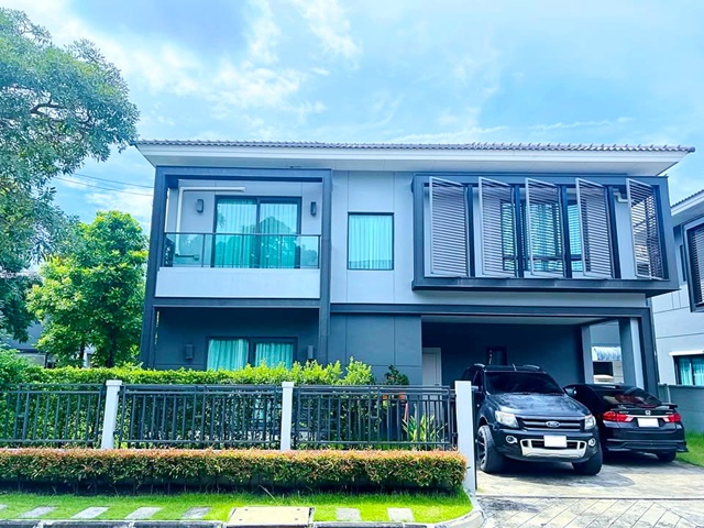 คฤหาสน์หรู 4 นอน  โรบินสันราชพฤกษ์ 2กม. ราชพฤกษ์-แจ้งวัฒนะ ให้เช่าบ้านเดี่ยว 2 ชั้น 220 ตร.ม. 54 ตร.วา. สภาพใหม่ พร้อมเฟอร์ฯ  3 น้ำ  