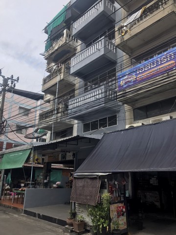 ขายด่วน อาคารพาณิชย์ 5ชั้น ทำเลทอง ลาดพร้าว80  พร้อมใช้งาน คุ้มที่สุดในย่านนี้