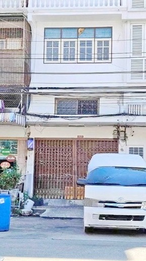 จันทร์ สาทร Top Makro นราธิวาส 400ม. ตลาดสดสะพาน3  ให้เช่าอาคารพาณิชย์  3 ชั้น 22ตร.วา. 262ตร.ม.3 นอน 3 น้ำ BTS เซนต์หลุยส์ 1.8 กม. 