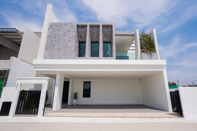 ขายพูลวิลล่าห้วยใหญ่พัทยาชลบุรี Thamber Pool Villa พูลวิลล่าหรู ตกแต่งเสร็จพร้อมอยู่