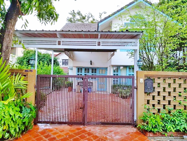 คฤหาสน์ถุกที่สุด 2 ชั้น  รามคำแหง 108-114 3นอน  62ตร.ว. รถไฟฟ้าสายสีส้ม ศูนย์การค้าสัมมากรเพลส 400 ม.  4แอร์  นานาชาติ RIS 3 กม.