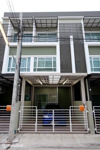 ให้เช่าทาวน์เฮาส์ 3 ชั้น 164 ตร.ม. หมู่บ้านนลิน อเวนิว 2 ซ.รามคำแหง 144 ใกล้ BTS น้อมเกล้า