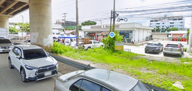 วัดลาดกระบัง 500 ม. ARLลาดกระบัง 600 ม. ให้เช่าที่ดินถมแล้ว เหมาะกับทำแคมป์  1งาน 36 ตร.วา.โกดังเก็บของ สนามบินสุวรรณภูมิ 