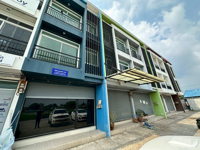 ให้เช่าอาคารพาณิชย์ เขตหนองขาม ศรีราชา ขนาด 3 ชั้น ราคาถูกมาก FP-B01401  