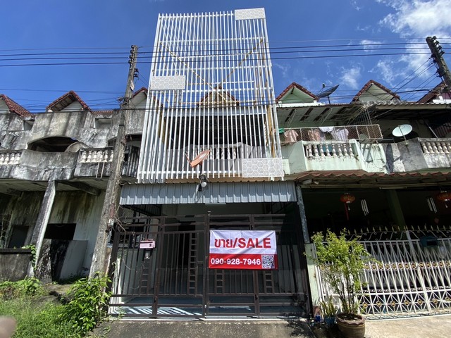  ขายด่วน ทาวน์เฮาส์ 3 ชั้น ใกล้สวนสาธารณะหนองบัว   ใกล้สวนสาธารณะหนองบัว เดินทางสะดวก ราคา 2.20 ล้านบาท พิกัด  https://maps.app.goo.gl/gutCtqy3J3vdKVH56 พื้นที่ใช้สอยประมาณ 100 ตร.ม. ที่ดิน 22.5  ตร.ว. 3 ห้องนอน 2 ห้องน้ำ จอดรถได้ 1 คัน ราคา 2.20 ล้านบาทสอบถามข้อมูลเพิ่มเติม หรือ นัดชมบ้านติดต่อ: ตาล (Agent)เบอร์โทร :  090-928-7946Line ID :  @pp_property  (มี @ ด้วยค่ะ)   https://lin.ee/A9d2fpX#ขายบ้าน #ขายบ้านราคาถูก #ขายบ้านอุดร #ขายบ้านอุดรราคาถูก #ขา�